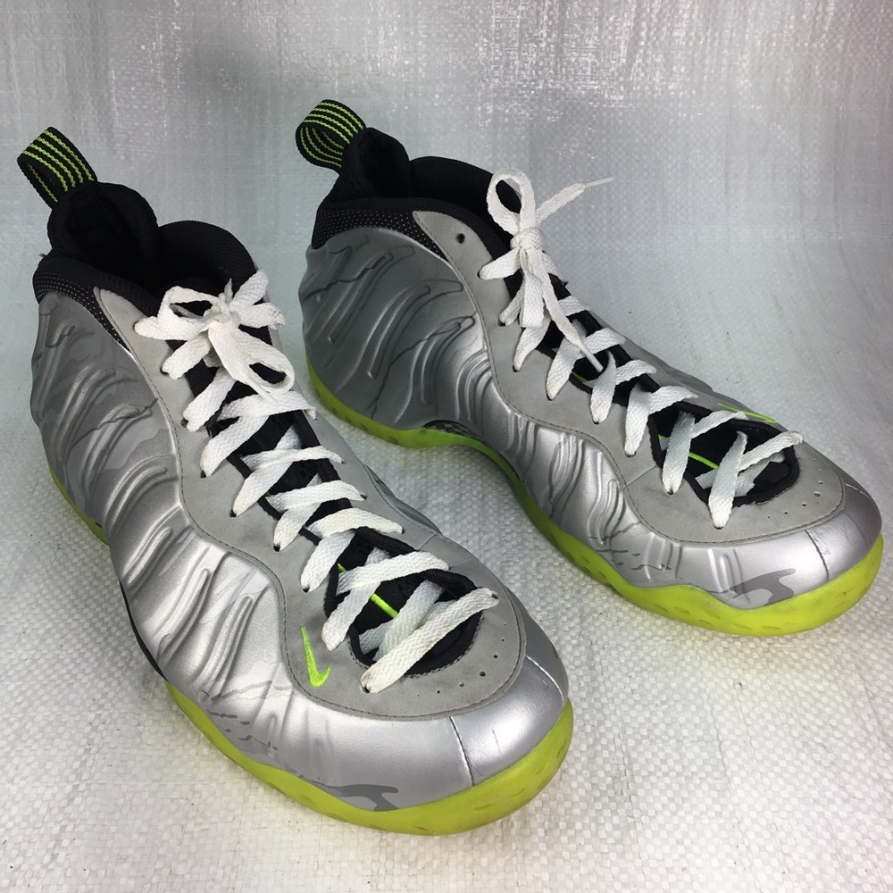 Nike Foamposite Metallic Silver Volt Mid Sneakers